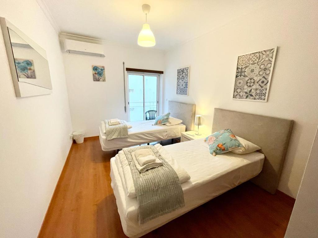 Paradise Found - Stunning 3 Bedroom Apartment In วีลาเรอัลเดซานโตอันโตนิโอ ภายนอก รูปภาพ