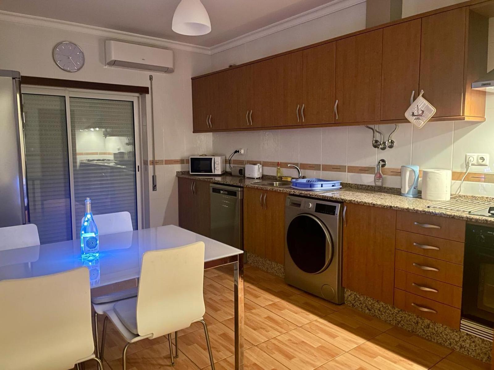 Paradise Found - Stunning 3 Bedroom Apartment In วีลาเรอัลเดซานโตอันโตนิโอ ภายนอก รูปภาพ
