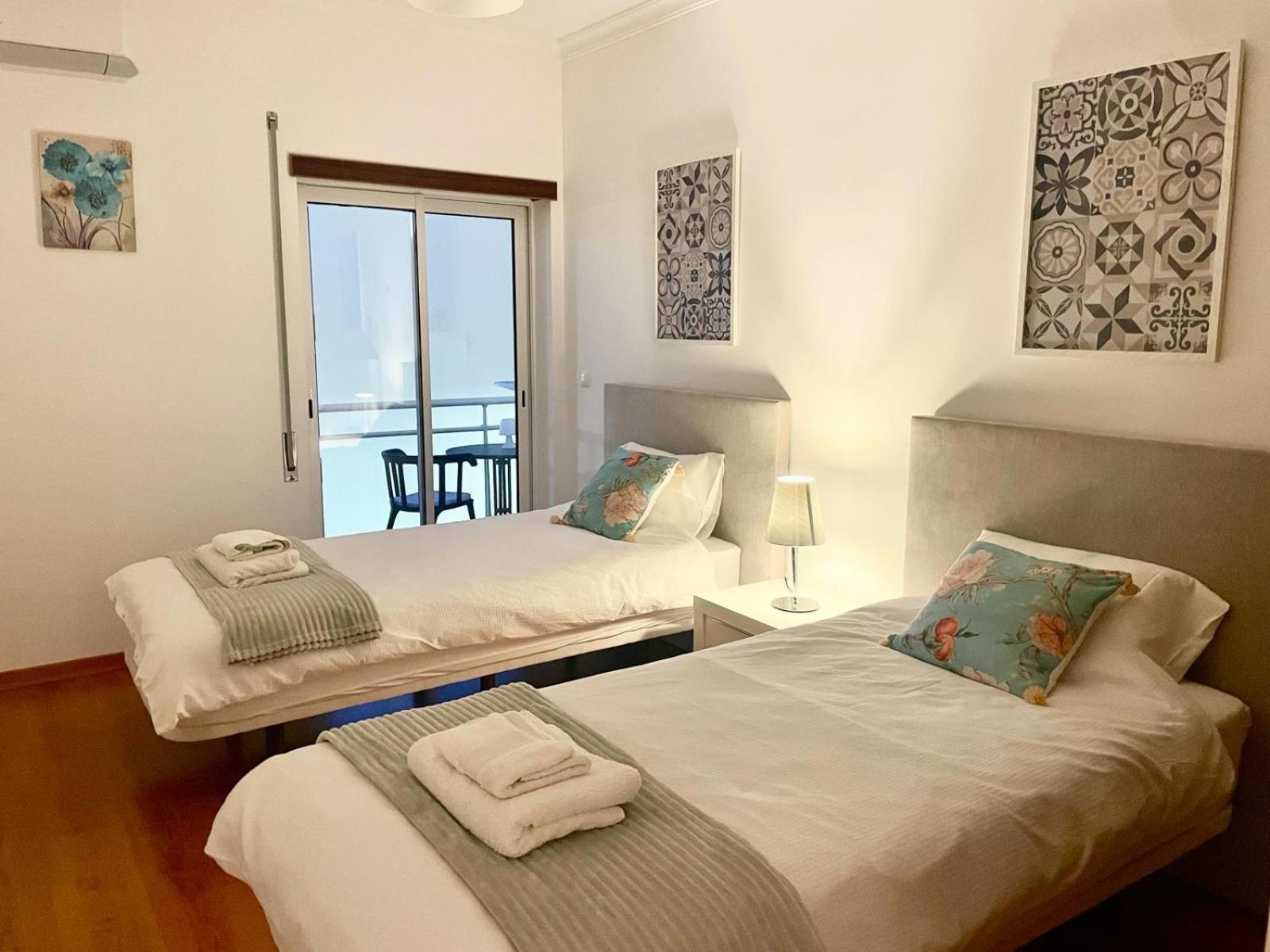 Paradise Found - Stunning 3 Bedroom Apartment In วีลาเรอัลเดซานโตอันโตนิโอ ภายนอก รูปภาพ